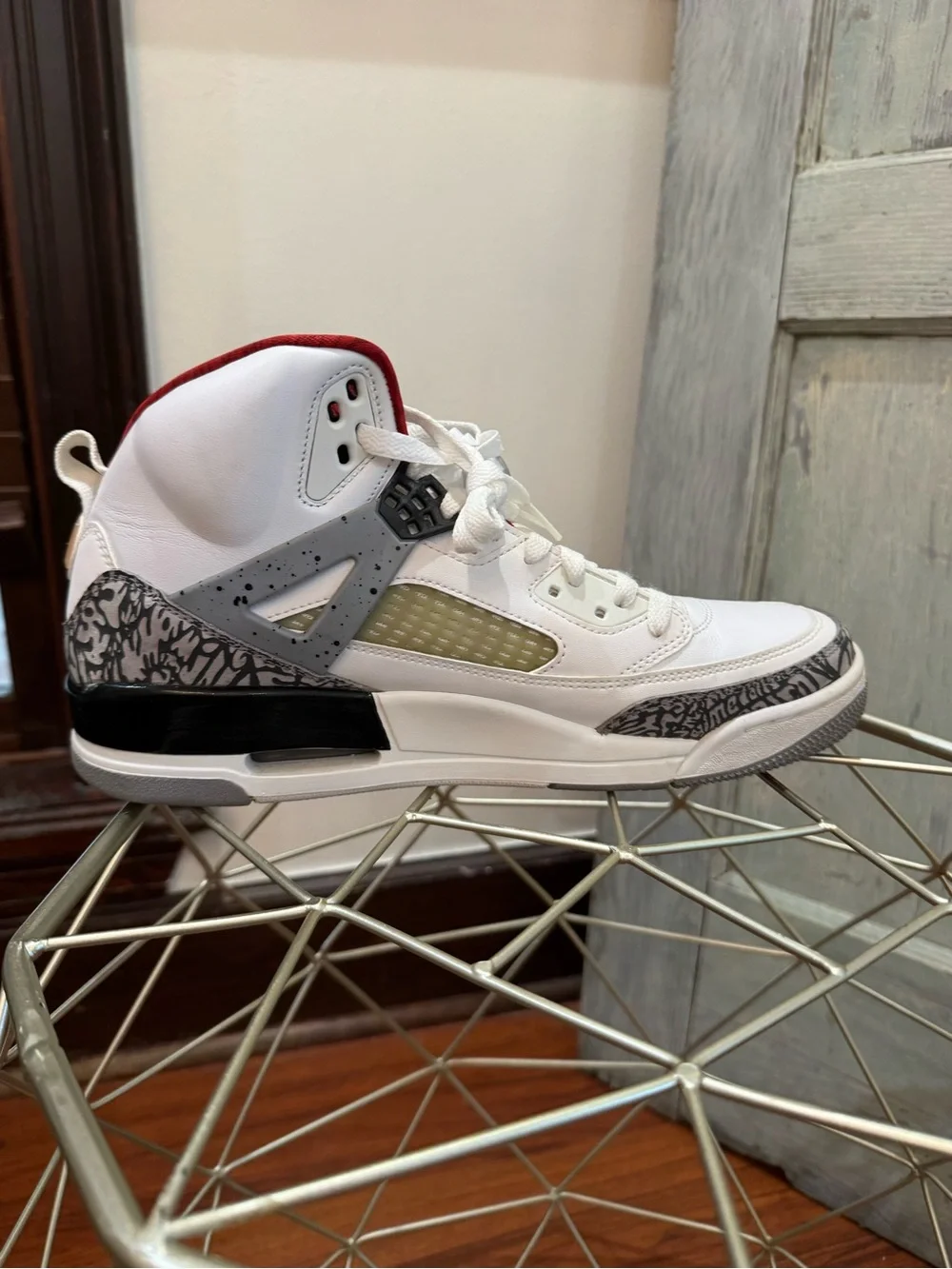 NIKE AIR JORDAN SPIZIKE WHITE CEMENT SIZE 11